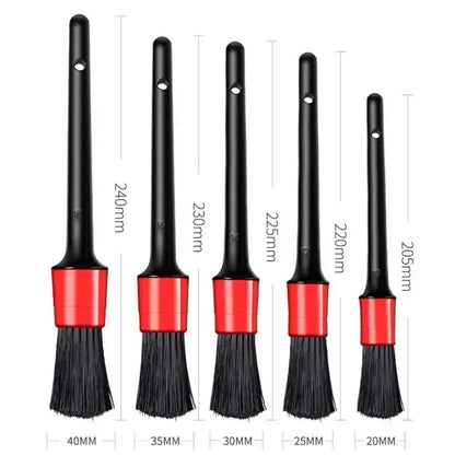 Set de Brosses Détail : Chaque Coin de Votre Voiture Dit Merci !
